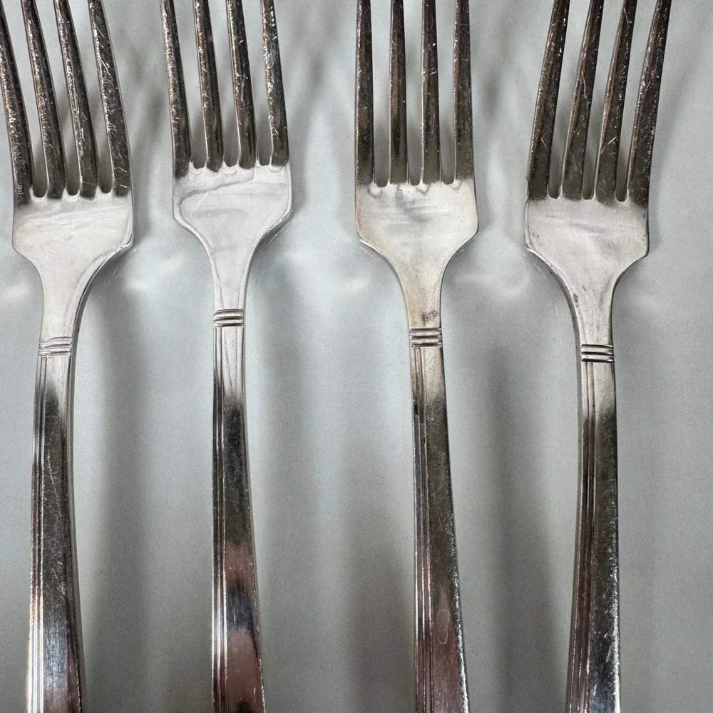 Set of 4 Oneida Nobility Plate Silver‎ Plated Dinner Forks Caprice Floral Lot 1